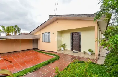 Casa com 3 quartos à venda na Rua Otávio Bressan, 330, Santa Felicidade, Curitiba, 98 m2 por R$ 650.000