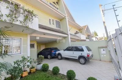 Casa com 4 quartos à venda na rua generis calvo, 161, tarumã, curitiba, 218 m2 por r$ 1.000.000