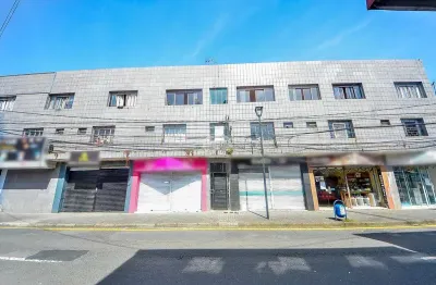 Ponto comercial à venda na rua scharfemberg de quadros, 48, centro, são josé dos pinhais, 661 m2 por r$ 2.300.000