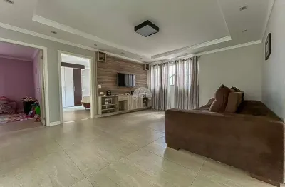 Casa com 4 quartos à venda na rua jorge mansos do nascimento teixeira, 294, são pedro, são josé dos pinhais, 278 m2 por r$ 2.200.000