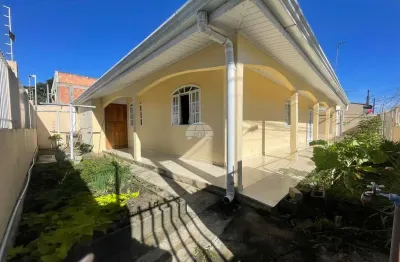 Casa comercial à venda na rua olívio setim, 520, afonso pena, são josé dos pinhais, 184 m2 por r$ 590.000