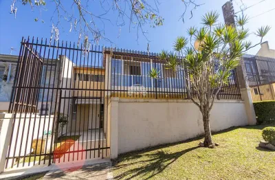 Casa com 3 quartos à venda na rua américo mattei, 580, tarumã, curitiba, 199 m2 por r$ 820.000