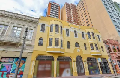 Kitnet / stúdio à venda na rua riachuelo, 110, centro, curitiba, 26 m2 por r$ 320.000