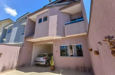 Casa com 4 quartos à venda na Rua Doutor Manoel Linhares de Lacerda, 395, Capão Raso, Curitiba, 158 m2 por R$ 670.000