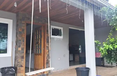 Casa com 3 quartos à venda na Rua São Pedro, 574, Rio Verde, Colombo, 200 m2 por R$ 699.000