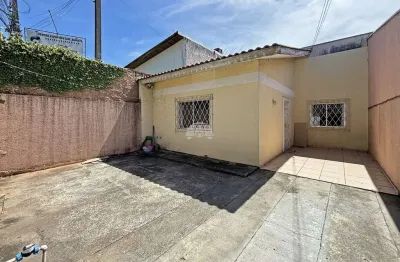 Casa com 3 quartos para alugar na estrada de santa cândida, 1539, santa cândida, curitiba, 64 m2 por r$ 1.600