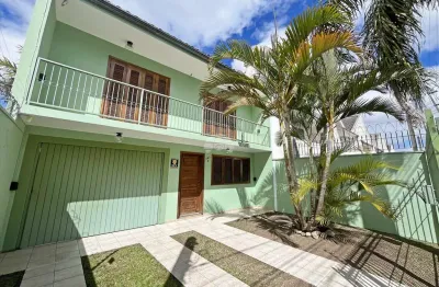 Casa com 3 quartos para alugar na rua frei francisco sampaio, 141, jardim das américas, curitiba, 182 m2 por r$ 4.500
