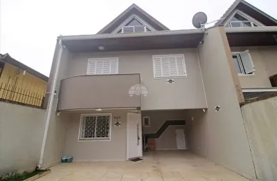 Casa com 4 quartos para alugar na rua albano reis, 940, bom retiro, curitiba, 165 m2 por r$ 7.000