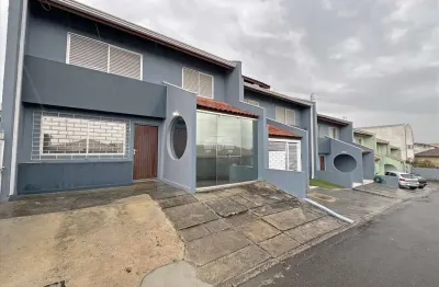 Casa para alugar na rua napoleão bonaparte, 1437, bairro alto, curitiba, 120 m2 por r$ 2.700
