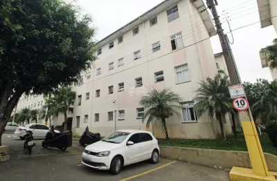Apartamento com 2 quartos para alugar na rua joaquim telêmaco carneiro, 120, santa cândida, curitiba, 48 m2 por r$ 1.250