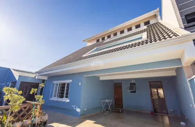 Casa com 3 quartos para alugar na rua marcos baggio, 155, fazendinha, curitiba, 228 m2 por r$ 5.000