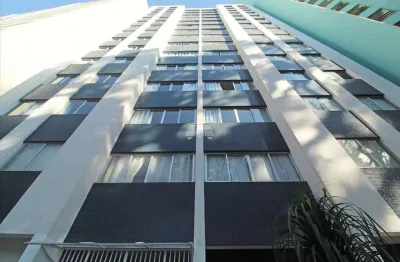 Apartamento com 1 quarto para alugar na rua presidente carlos cavalcanti, 289, centro, curitiba, 62 m2 por r$ 1.750