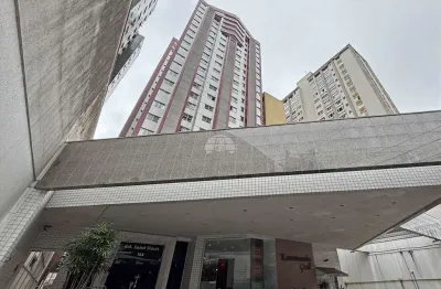 Apartamento com 1 quarto para alugar na rua doutor pedrosa, 152, centro, curitiba, 42 m2 por r$ 1.700