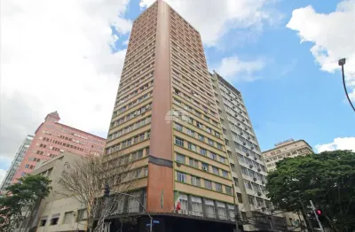 Sala comercial para alugar na rua desembargador westphalen, 15, centro, curitiba, 38 m2 por r$ 1.600