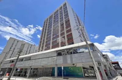 Apartamento com 3 quartos para alugar na rua palmeiras, 18, água verde, curitiba, 153 m2 por r$ 2.700