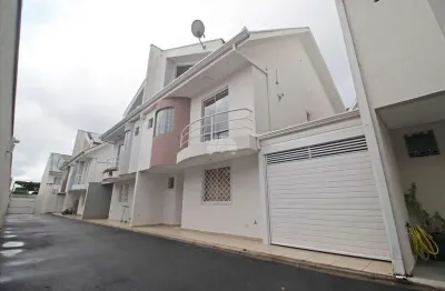 Casa em condomínio fechado com 4 quartos para alugar na Rua Antônio Costa, 268, Vista Alegre, Curitiba, 180 m2 por R$ 5.800