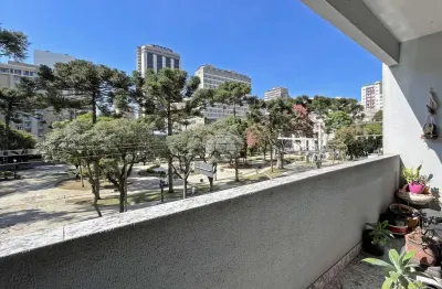 Apartamento com 2 quartos para alugar na Rua Alfredo Bufren, 319, Centro, Curitiba, 80 m2 por R$ 3.500