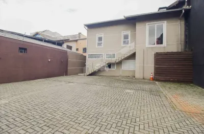 Ponto comercial para alugar na rua carlos klemtz, 836, fazendinha, curitiba, 186 m2 por r$ 6.000