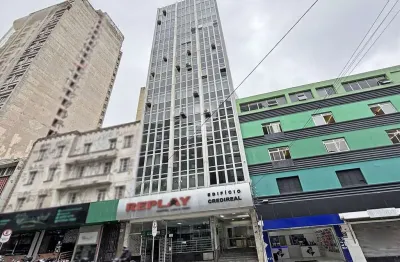 Sala comercial para alugar na rua cândido de leão, 45, centro, curitiba, 104 m2 por r$ 2.800