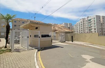 Apartamento com 3 quartos para alugar na rua capitão tenente maris de barros, 243, portão, curitiba, 50 m2 por r$ 1.600