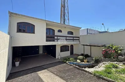 Casa com 4 quartos para alugar na rua rio juruá, 61, atuba, curitiba, 175 m2 por r$ 3.500