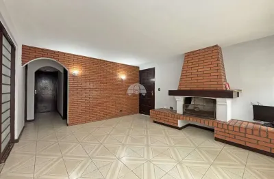 Casa com 3 quartos para alugar na rua tito calderari, 73, campina do siqueira, curitiba, 128 m2 por r$ 2.800