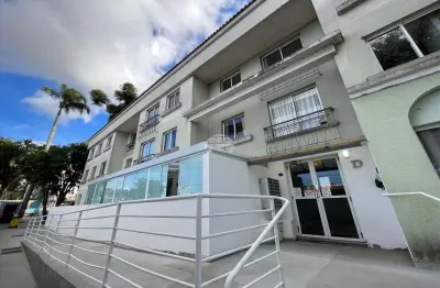 Apartamento com 2 quartos para alugar na rua joão bonat, 1385, novo mundo, curitiba, 54 m2 por r$ 1.700