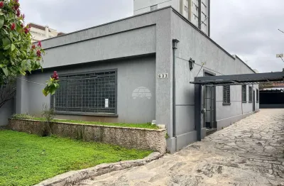 Casa com 4 quartos para alugar na rua campos sales, 633, juvevê, curitiba, 255 m2 por r$ 6.900