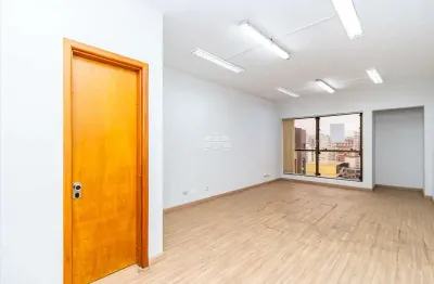 Sala comercial para alugar na Rua Tibagi, 294, Centro, Curitiba, 52 m2 por R$ 800