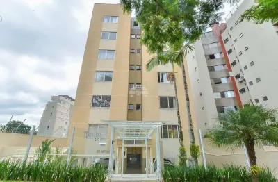 Apartamento com 2 quartos para alugar na rua professor luiz césar, 837, água verde, curitiba, 66 m2 por r$ 2.600