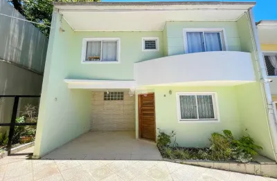 Casa com 4 quartos para alugar na rua são roque, 90, guabirotuba, curitiba, 88 m2 por r$ 3.600