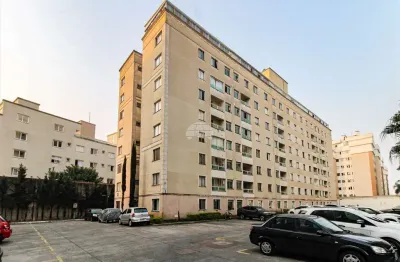 Apartamento com 2 quartos para alugar na rua joão bettega, 644, portão, curitiba, 54 m2 por r$ 2.300