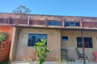 Casa para venda em ponta porã, bosque de ponta porã, 3 dormitórios, 2 banheiros, 2 vagas