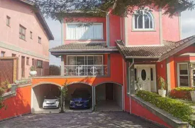 Casa à venda em santana de parnaíba, morada dos pinheiros (aldeia da serra), com 5 quartos