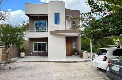 Casa à venda em cotia, residencial dos lagos, com 4 quartos, com 270 m²