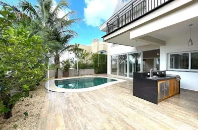 Casa à venda em santana de parnaíba, colinas da anhangüera, com 5 quartos, com 440 m², gênesis 1