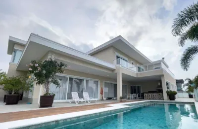 Casa à venda em santana de parnaíba,  alphaville, com 4 suítes, com 697.88 m²