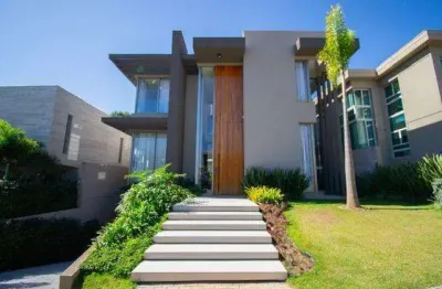 Casa à venda em santana de parnaíba, tamboré, com 4 suítes, com 822 m², tamboré dez