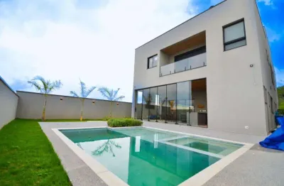 Casa à venda em santana de parnaíba, alphaville, com 4 suítes, com 390 m², gênesis 2