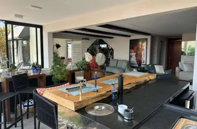 Casa à venda em santana de parnaíba, tamboré, com 4 suítes, com 318 m², tamboré 4