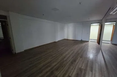 Sala à venda em santana de parnaíba,  alphaville, com 55 m², edifício shopping service