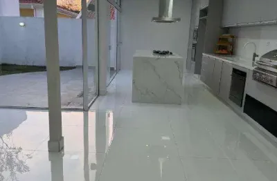 Casa à venda em santana de parnaíba, alphaville, com 4 quartos, com 160 m², tamboré 4