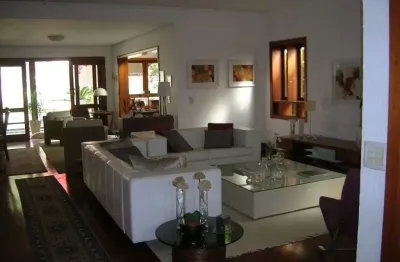 Casa com 4 dormitórios, 336 m² - venda por r$ 2.150.000 ou aluguel por r$ 11.000/mês - aldeia da serra - barueri/sp