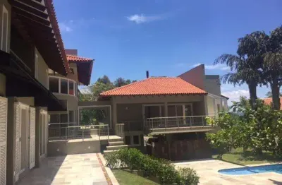 Sobrado à venda em santana de parnaíba,  alphaville, com 4 quartos, com 768 m², residencial oito