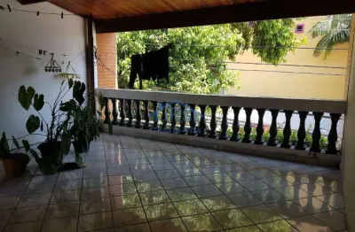 Casa à venda em barueri, jardim tupanci, com 3 quartos, com 250 m², não esta em condomínio