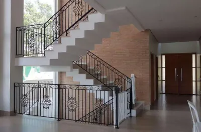 Casa à venda em santana de parnaíba,  alphaville, com 4 suítes, com 690 m², gênesis 2