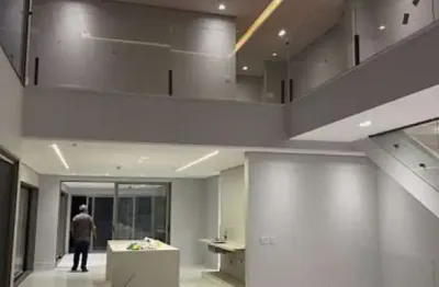 Casa à venda em santana de parnaíba, alphaville, com 4 suítes, com 568.94 m², gênesis 2