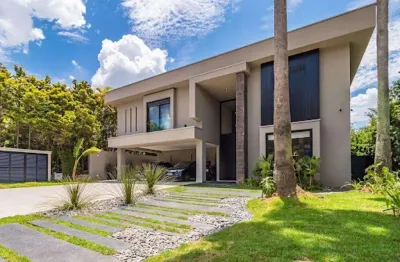 Casa à venda em santana de parnaíba, tamboré, com 5 suítes, com 800 m², tamboré três