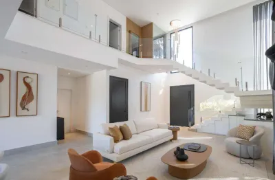 Casa à venda em santana de parnaíba, centro, com 4 quartos, com 355 m², tamboré onze