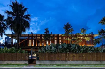 Casa à venda em barueri, alphaville, com 4 suítes, com 721 m², alphaville residencial um